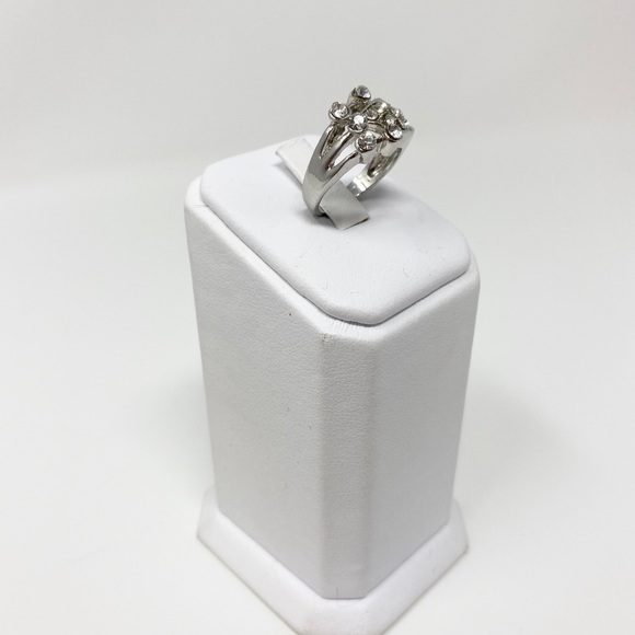 Statement Ring - Picture 2 of 2